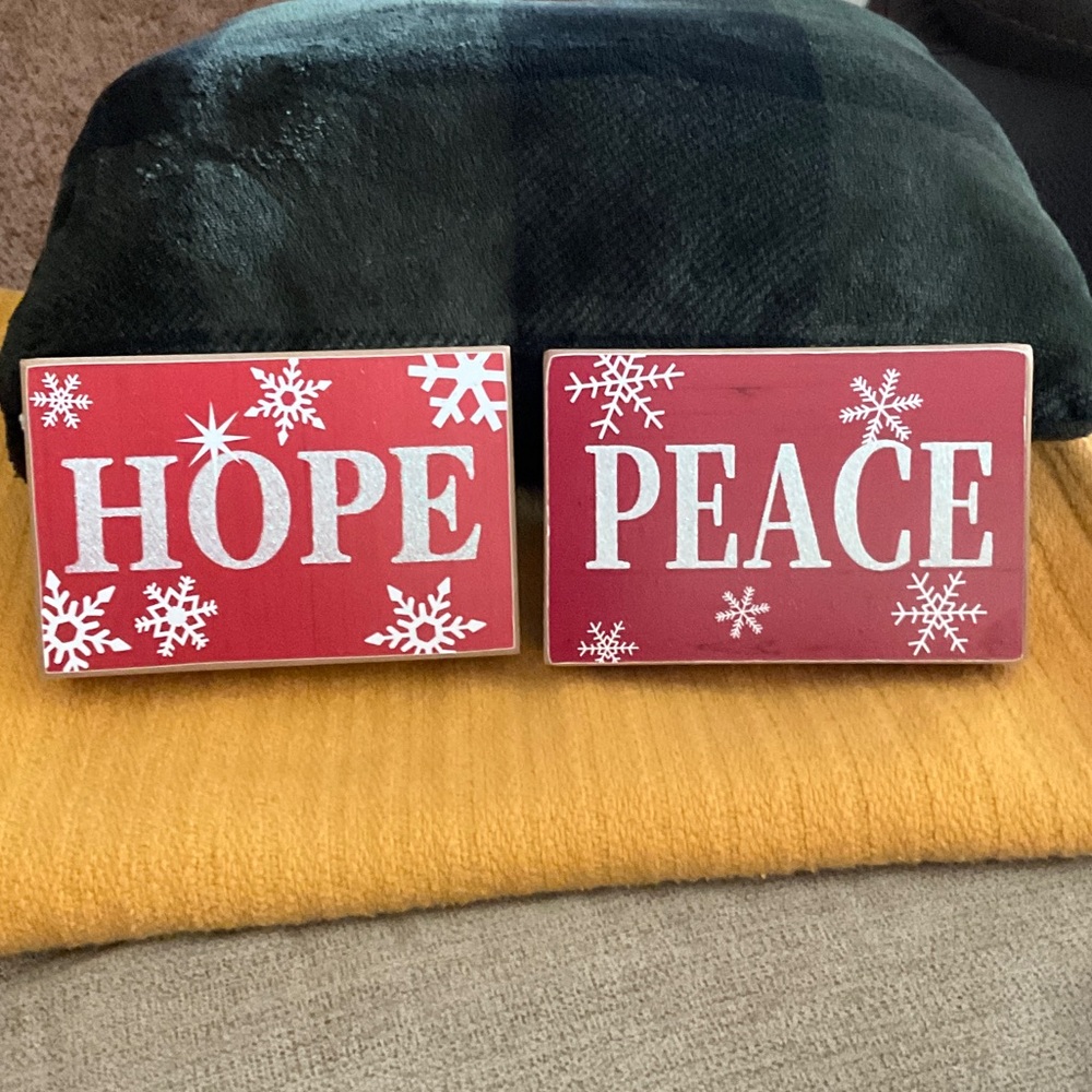 Holiday 'Hope' and 'Peace' Red Wooden Block Signs - Set of 2